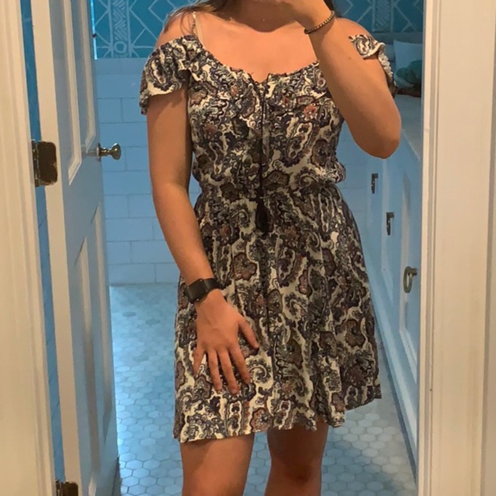 Paisley cold shoulder dress